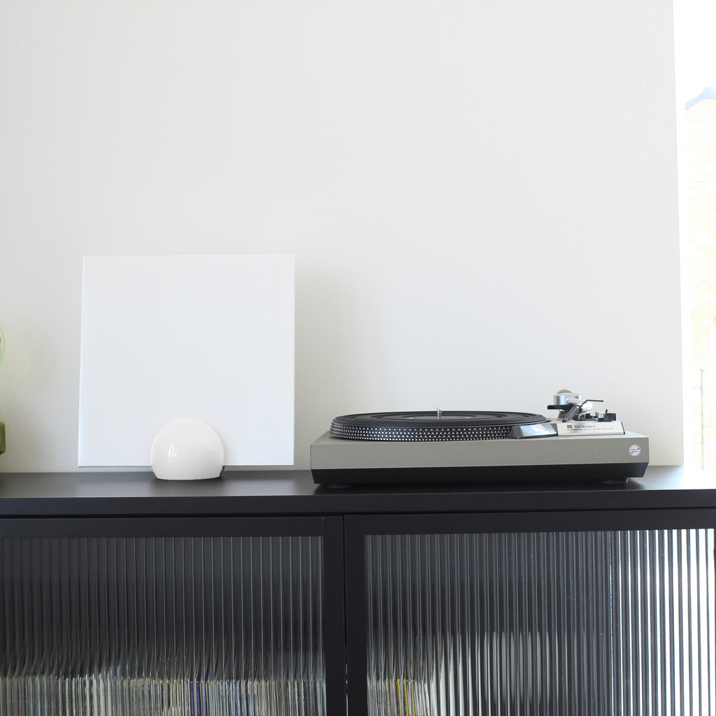 NOW PLAYING VINYL STAND